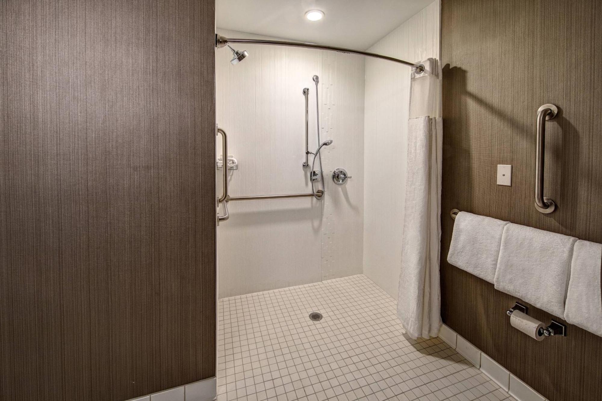 Courtyard By Marriott Dulles Airport הרנדון מראה חיצוני תמונה